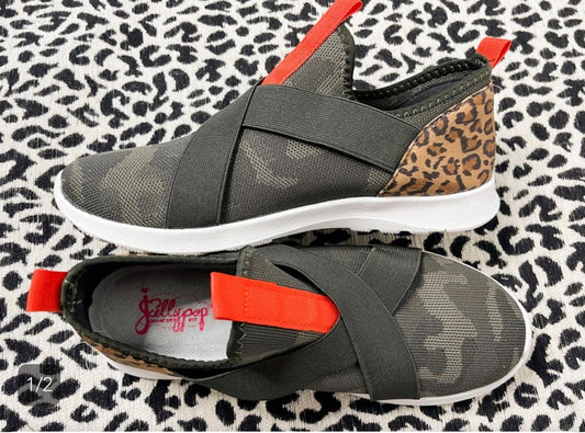 Last Pair! JellyPop Sneakers 6.5